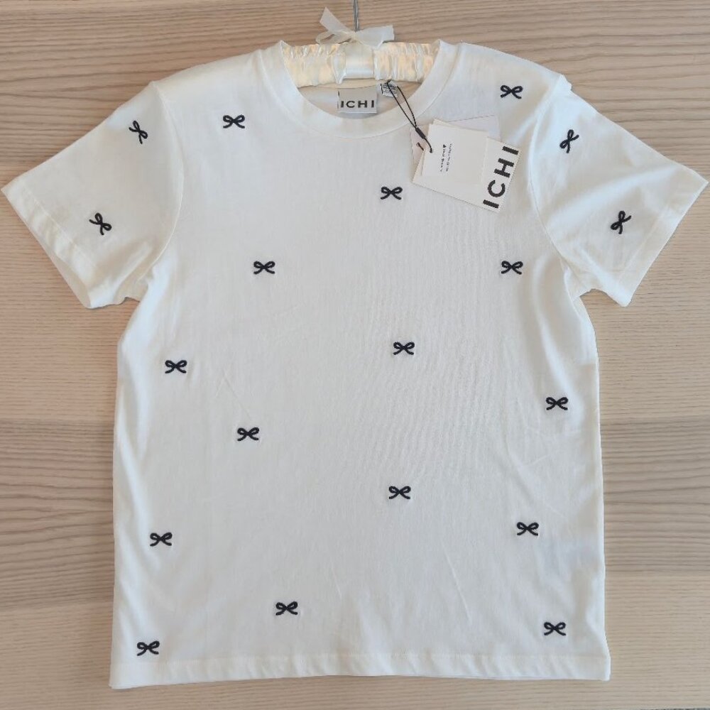 NWT ICHI Embroidered Bows White T-Shirt - Picture 2 of 8